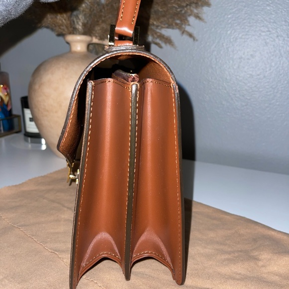 Louis Vuitton vintage bag. - Picture 6 of 8